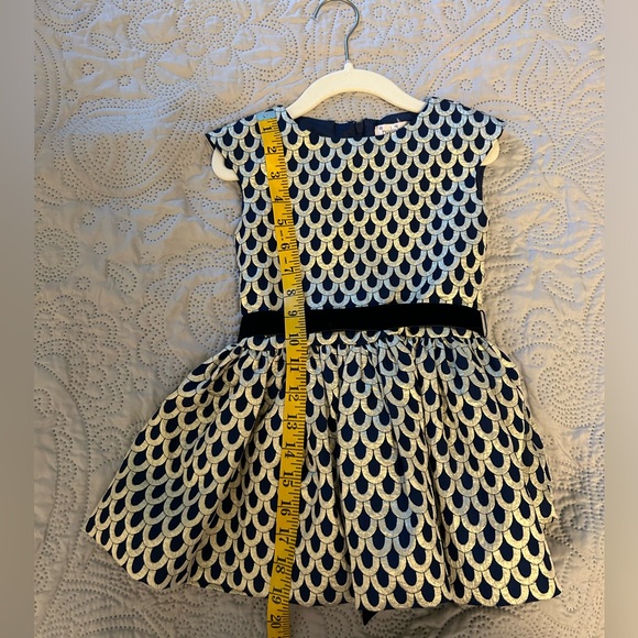Halabaloo navy/gold holiday dress. Cap sleeve, full skirt, navy velvet tie. 2T - Picture 9 of 15